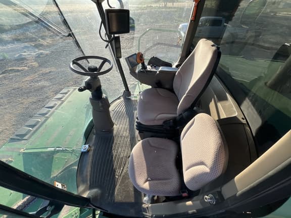 Image of John Deere W235 equipment image 4