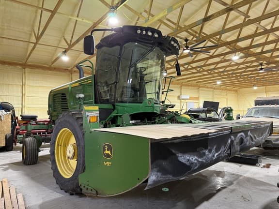 Image of John Deere W235 equipment image 1