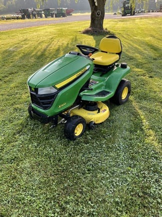 2014 John Deere X300 Equipment Image0