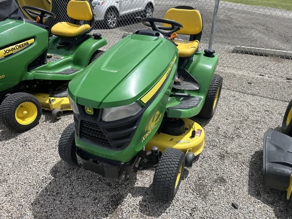 Image of John Deere X304 equipment image 2