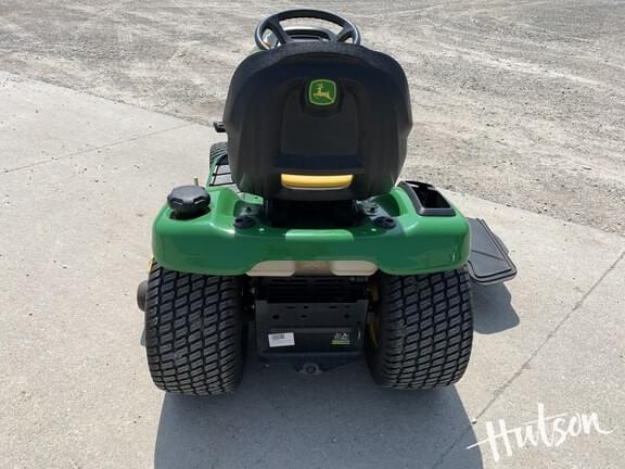 Image of John Deere X320 equipment image 4