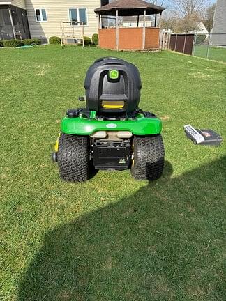 Image of John Deere X320 equipment image 2