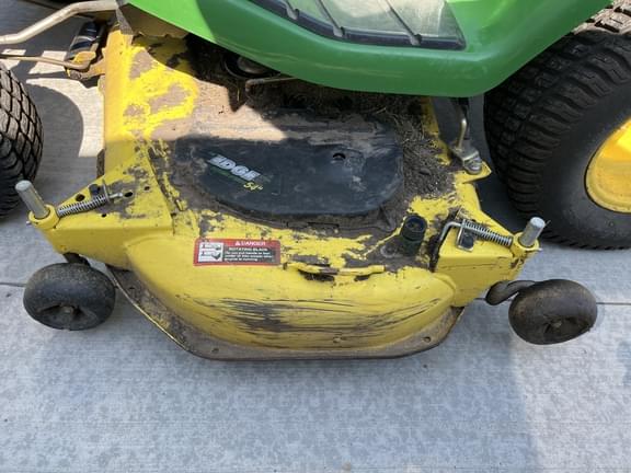 Image of John Deere X320 equipment image 4