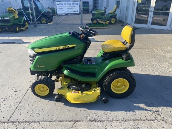 2014 John Deere X360 Equipment Image0