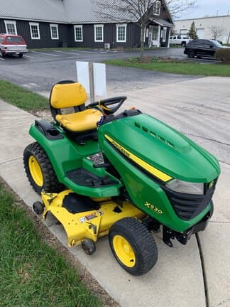 Image of John Deere X530 equipment image 3