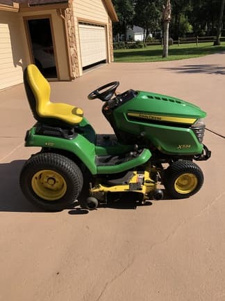 Image of John Deere X534 equipment image 2
