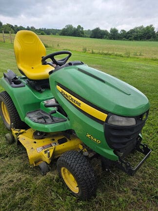 2014 John Deere X540 Equipment Image0