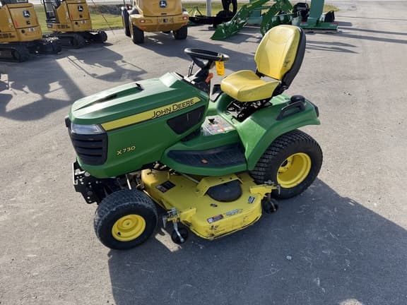 Image of John Deere X730 equipment image 1