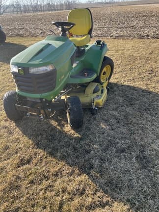 Image of John Deere X734 equipment image 1