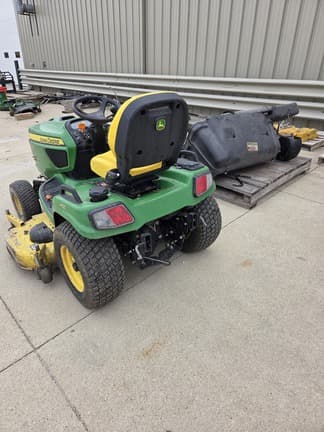 Image of John Deere X734 equipment image 3
