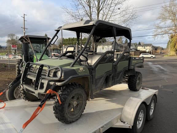 Image of John Deere XUV 825M S4 Primary image