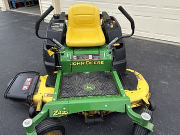 Main image John Deere Z425