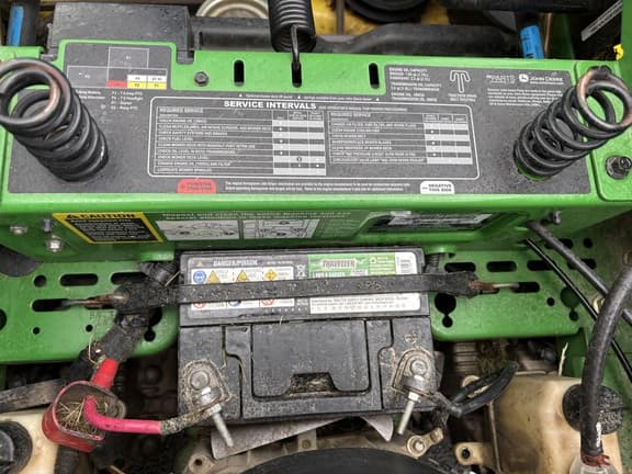 Image of John Deere Z425 equipment image 4