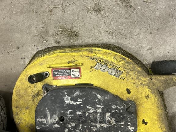 Image of John Deere Z445 equipment image 3