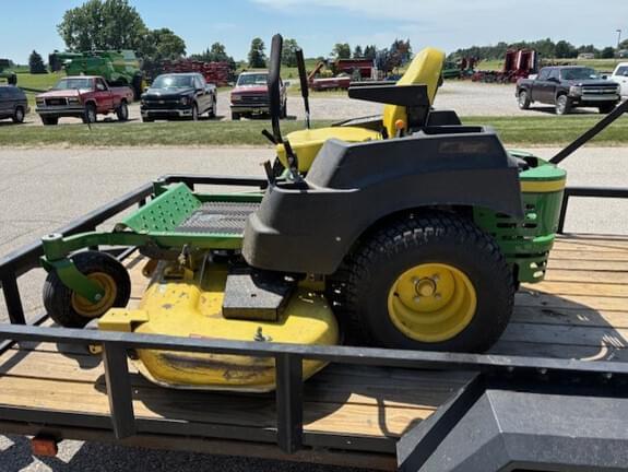 Image of John Deere Z465 Image 1