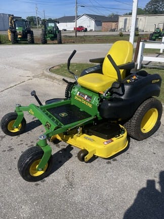 2014 John Deere Z645 Equipment Image0