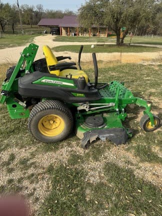 Image of John Deere Z915B equipment image 4