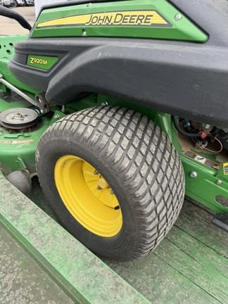Image of John Deere Z920M equipment image 4