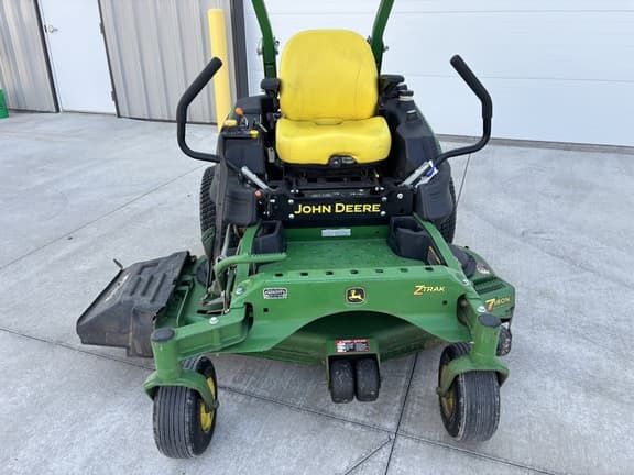 Image of John Deere Z925M equipment image 2