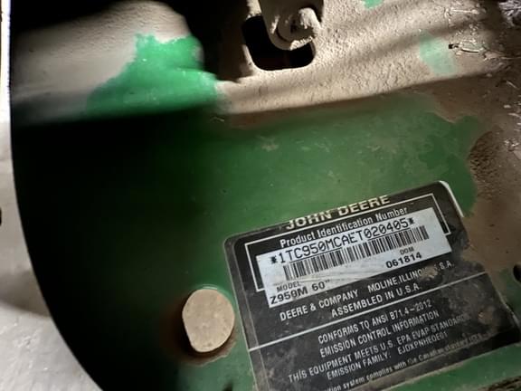 Image of John Deere Z950M equipment image 4