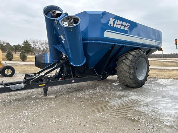 Image of Kinze 1100 Primary image
