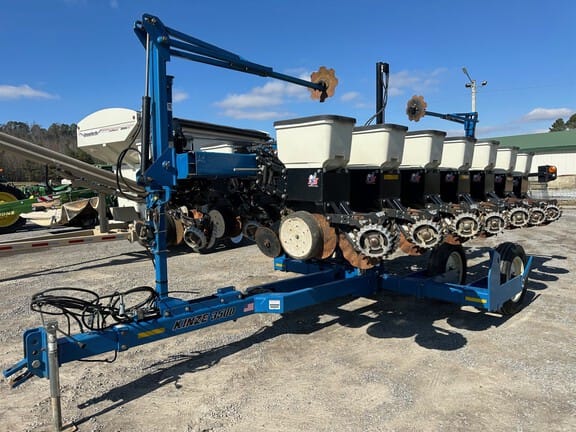2014 Kinze 3500 Equipment Image0
