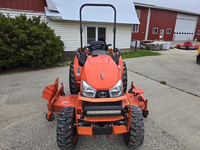Image of Kubota B2650 equipment image 2