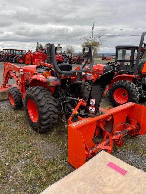 Image of Kubota L3901HST equipment image 1