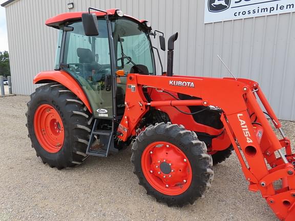 Image of Kubota M7060 equipment image 3