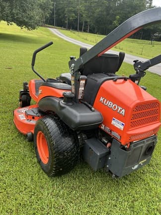 Image of Kubota ZG327 equipment image 2