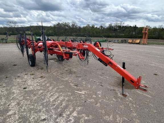 Image of Kuhn SR300 equipment image 3