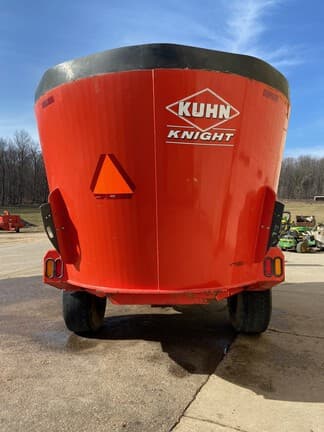 Image of Kuhn Knight Vertical Maxx VT 156 equipment image 2