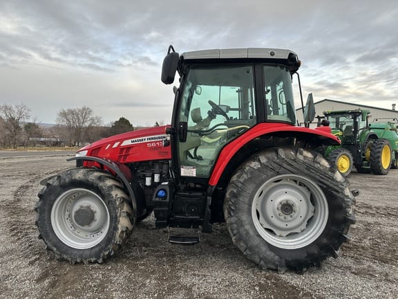 2014 Massey Ferguson 5613 Equipment Image0
