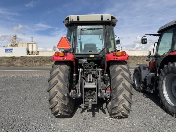 Image of Massey Ferguson 5613 equipment image 1