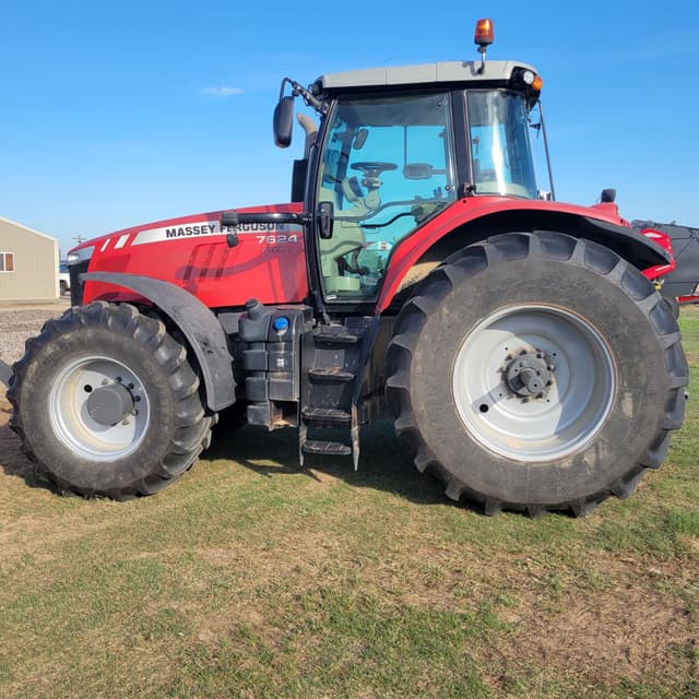 Image of Massey Ferguson 7624 equipment image 2