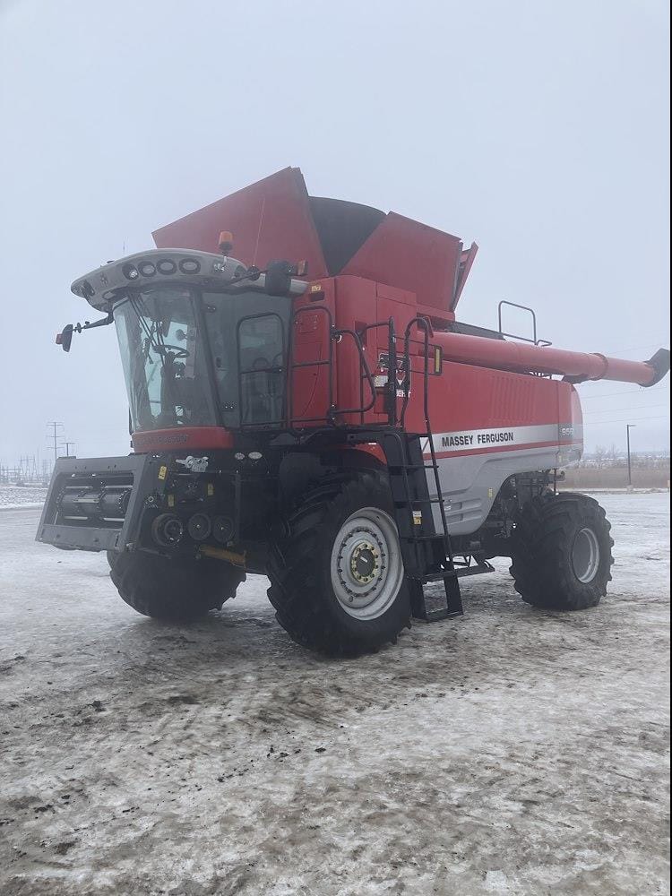 2014 Massey Ferguson 9560 Equipment Image0
