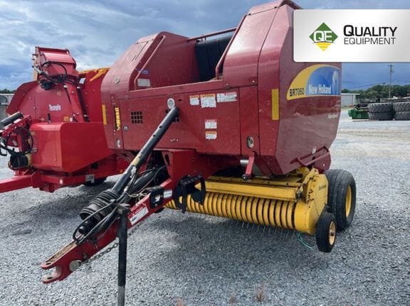 2014 New Holland BR7060 Equipment Image0