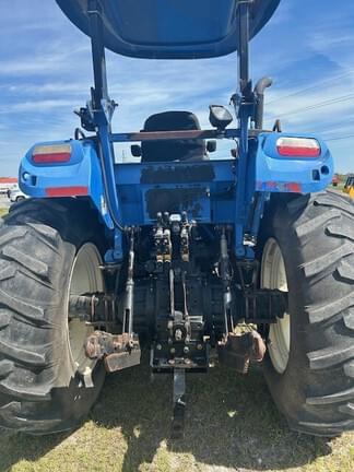 Image of New Holland TS6.110 equipment image 2