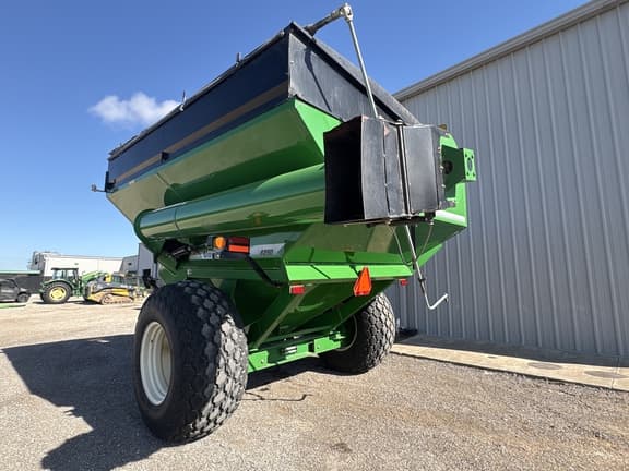 Image of Unverferth 8250 equipment image 3