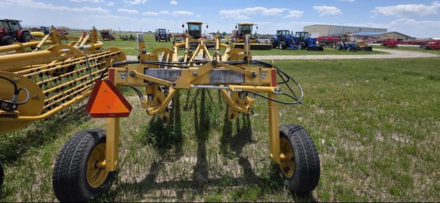 Image of Vermeer R2300 equipment image 3