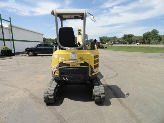 Image of Yanmar VIO27-5B equipment image 3