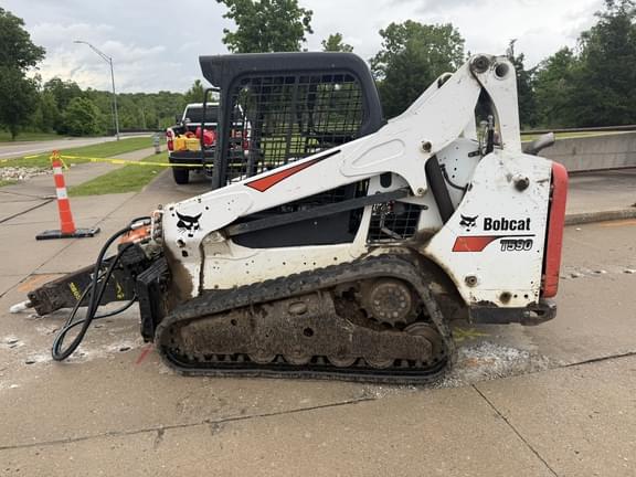 Image of Bobcat T590 equipment image 2