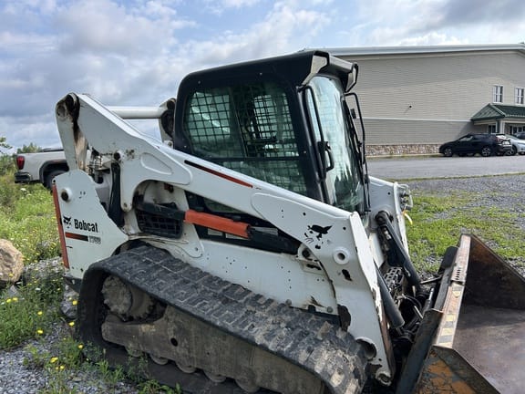 2015 Bobcat T750 Equipment Image0