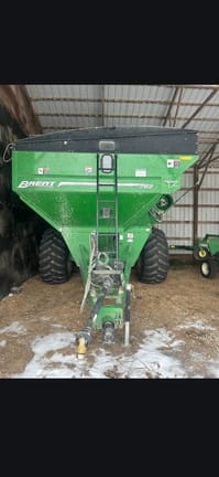 2015 Brent 782 Equipment Image0