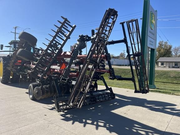 Image of Case IH 335VT equipment image 3