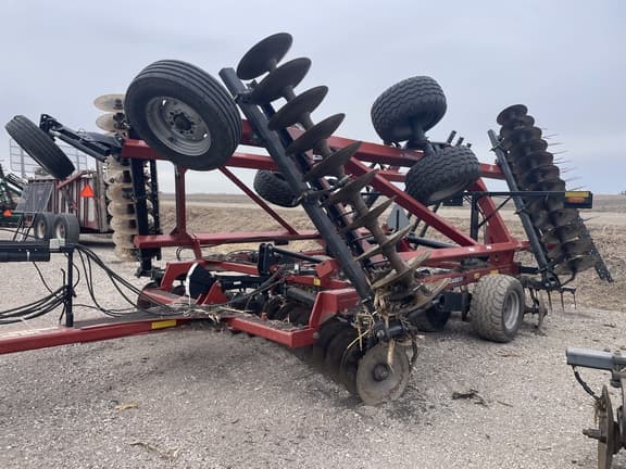 Image of Case IH 345 equipment image 3
