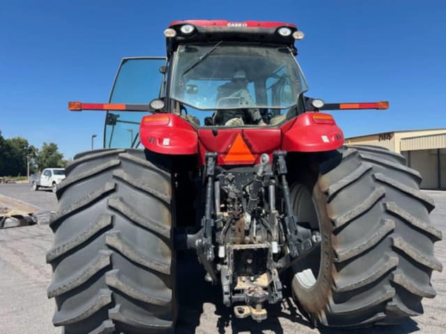 Image of Case IH Magnum 340 equipment image 1