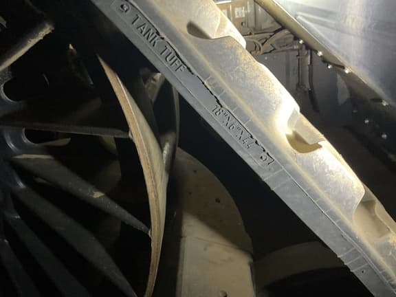 Image of Case IH Magnum 380 RowTrac equipment image 4