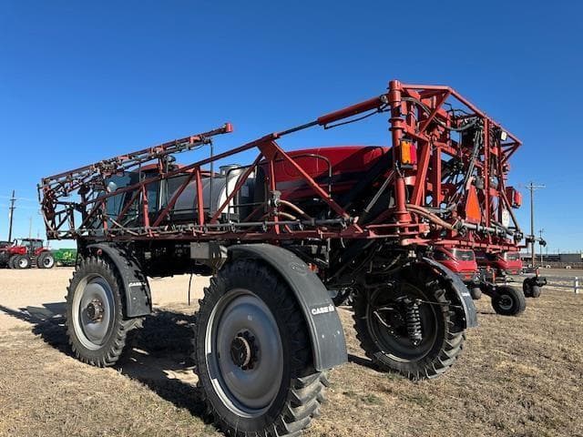 Image of Case IH Patriot 3240 equipment image 3