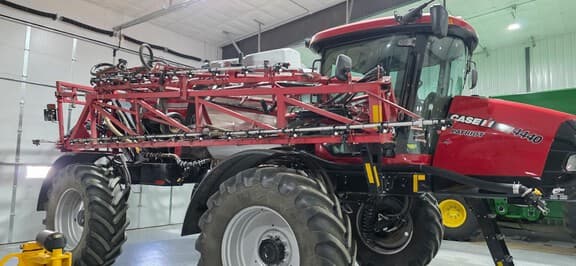 Image of Case IH Patriot 4440 Primary Image